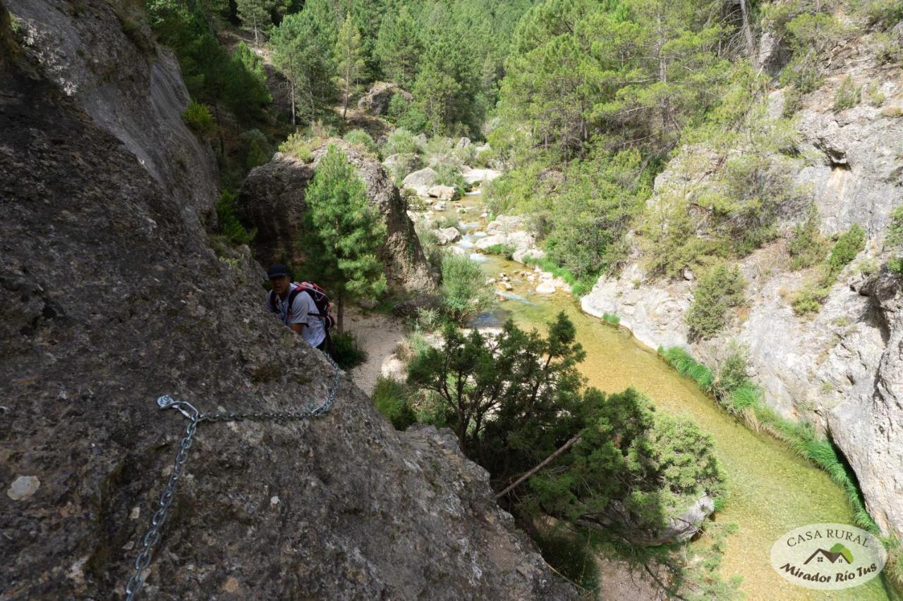 Casa Rural Mirador Del Rio Tus, En Yeste Esterno foto